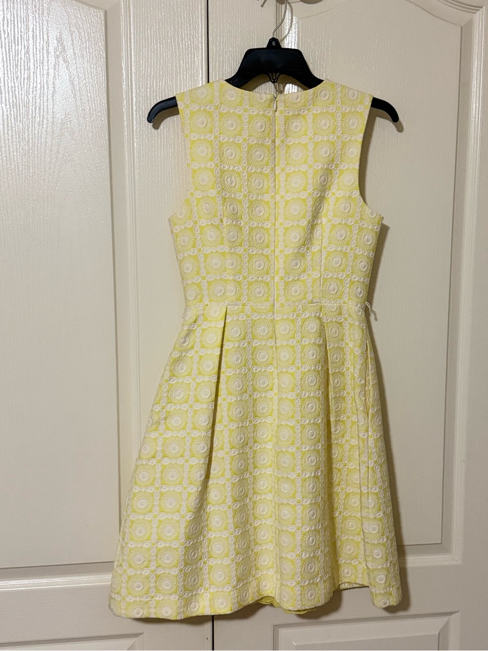 Trina Turk Yellow and White jacquard sleeveless dress - Picture 3 of 7